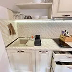 'sea South' Apartment, Super Central, Vintage Style, 1bdr