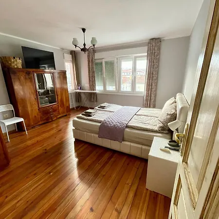 'Sea South' Apartment, Super Central, Vintage Style, 1Bdr