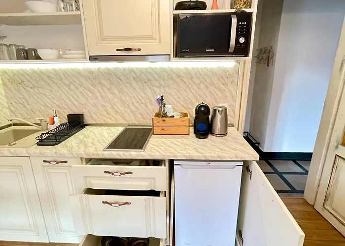 Apartment 'Sea South' Apartment, Super Central, Vintage Style, 1Bdr