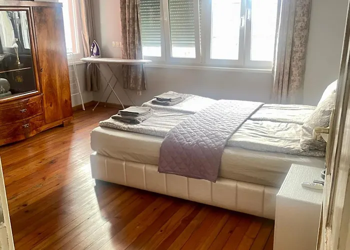 Apartment 'Sea South' Apartment, Super Central, Vintage Style, 1Bdr